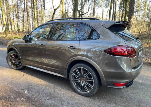 Porsche Cayenne cena 148000 przebieg: 196000, rok produkcji 2013 z Żory małe 301